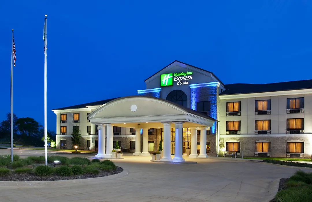 Holiday Inn Express & Suites Wadsworth By Ihg-1