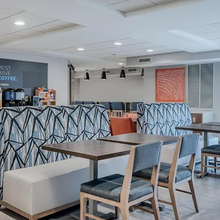 Holiday Inn Express & Suites Wadsworth By Ihg-3